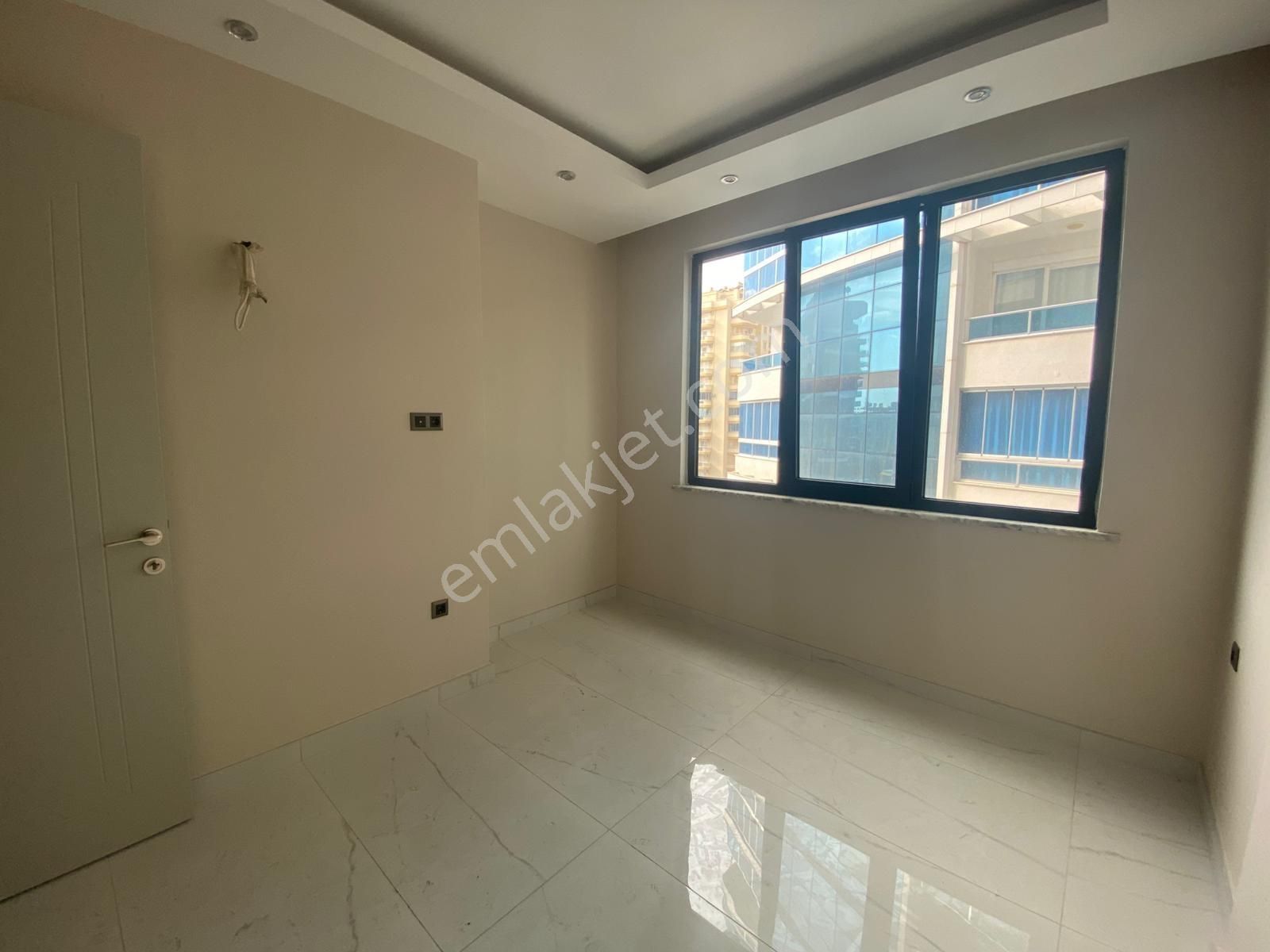 Mahmutlarda Denize 200m Mesafede Kiralık 1+1 Sıfır Daire - Görsel 7