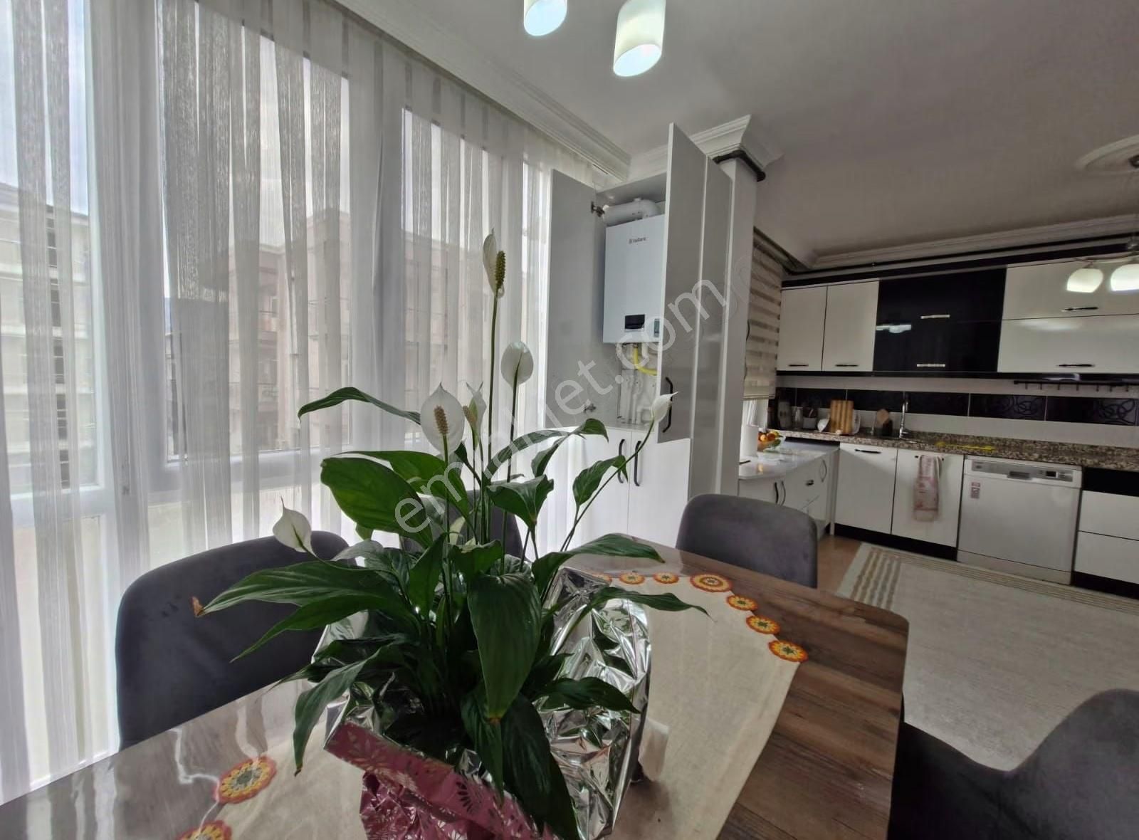 Bahçeyaka Mahalesinde 3+1 Daire - Görsel 27