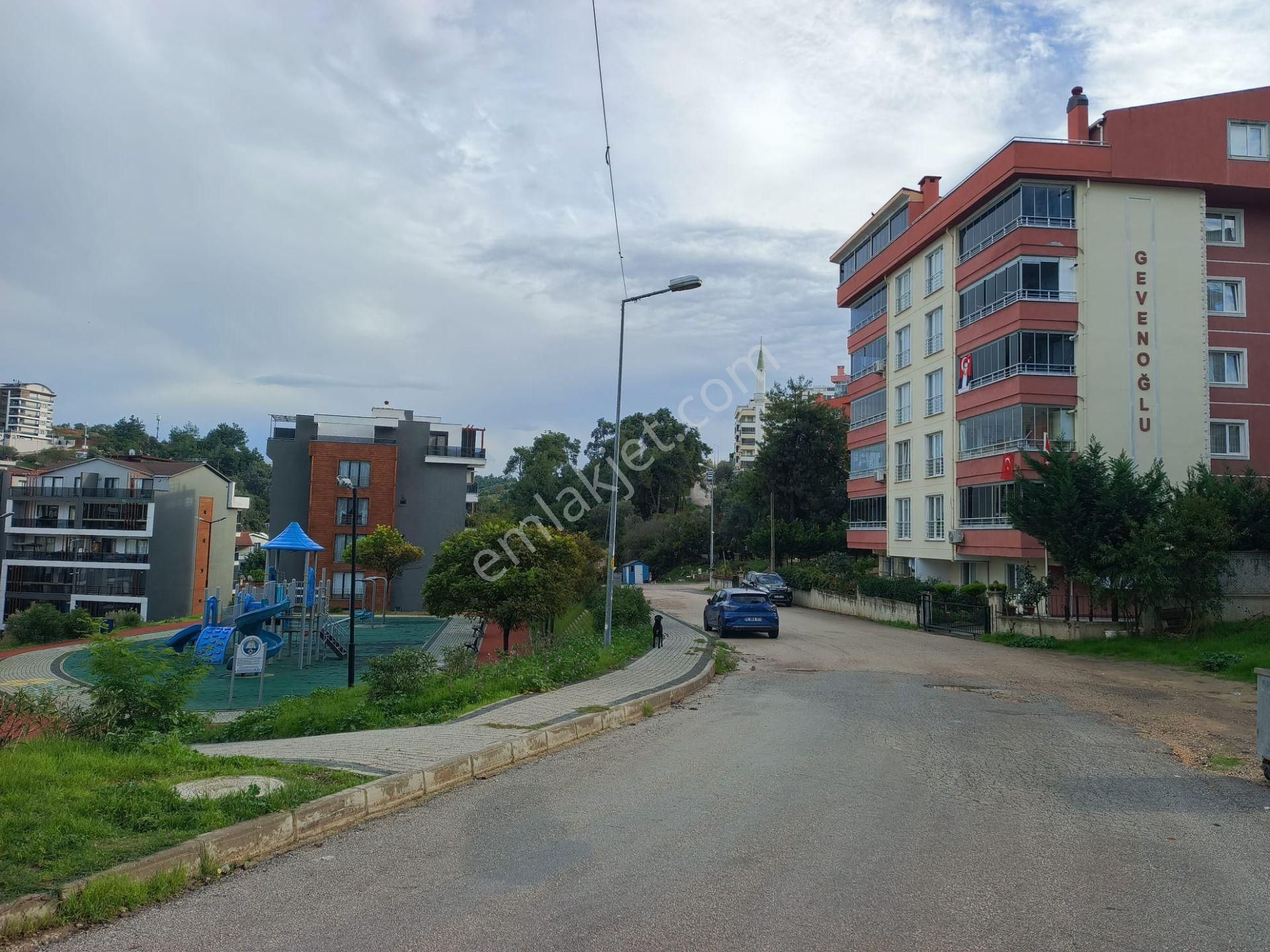 Bursa Mudanya Eğitim Mah. Satılık Daire 3+1 Merkezde 1.kat 10 Yıllık Yeni Versiyon Bakımlı Site İçi - Görsel 16