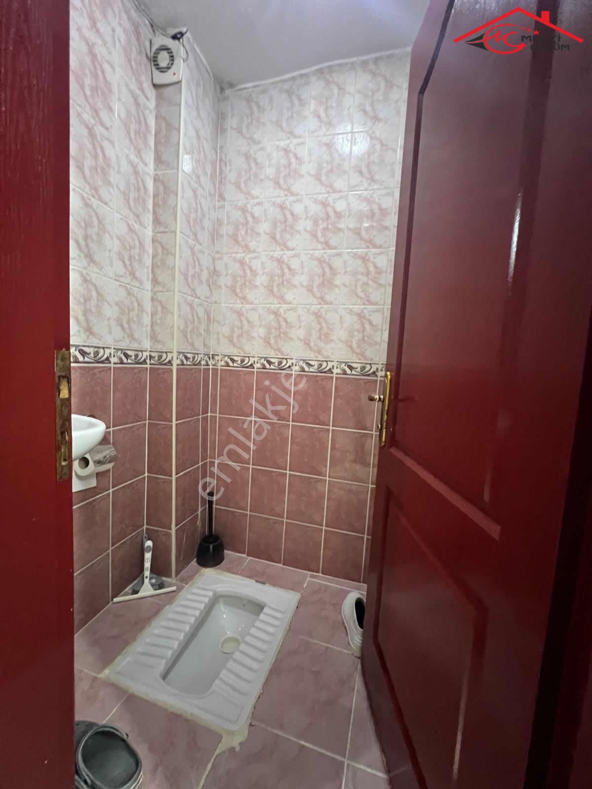 Yenibosna Zafer Mahallesinde Satılık Dubleks Daire 6+2 Asansörlü - Görsel 10