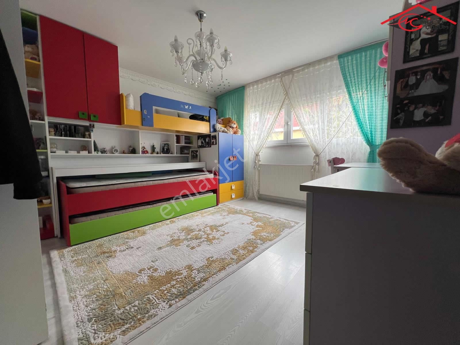 Yenibosna Zafer Mahallesinde Satılık Dubleks Daire 6+2 Asansörlü - Görsel 29