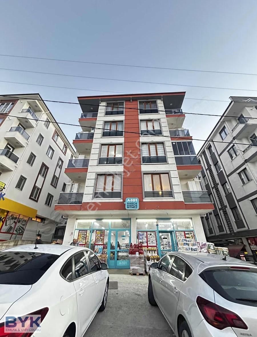 Byk' Dan! Cadde Üzeri! Geniş M2! Yüksek Kira! İskanlı! Eşyalı! - Görsel 6