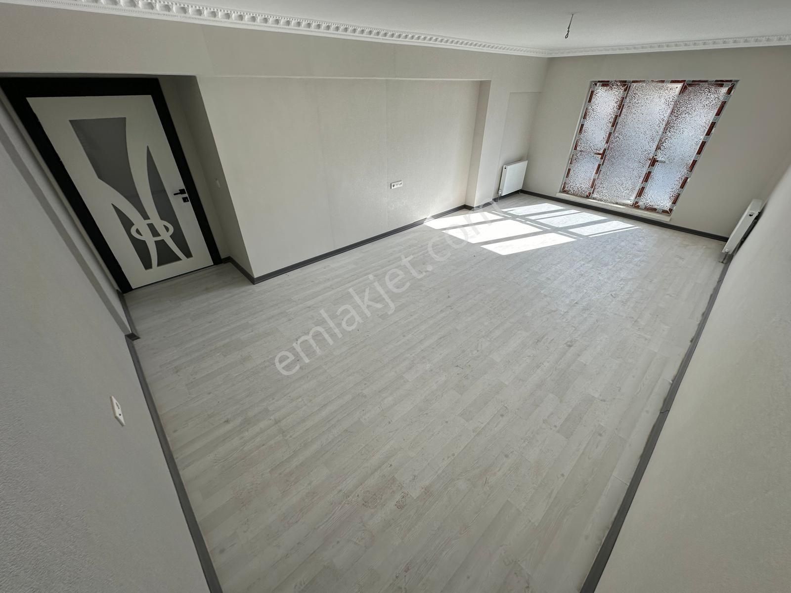 Yenikent Mustafa Kemal'de Mükemmel Lokasyonda Satılık 4+1 Daire - Görsel 9