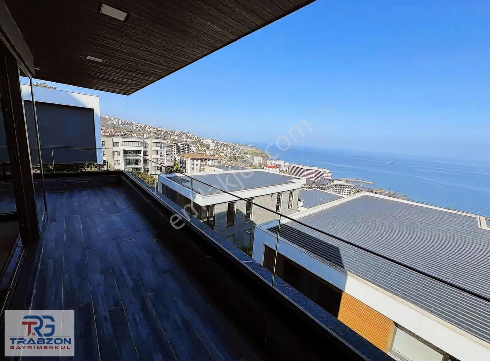 Yalıncakta Kiralık Lüks Deniz Manzaralı Villa - Görsel 3