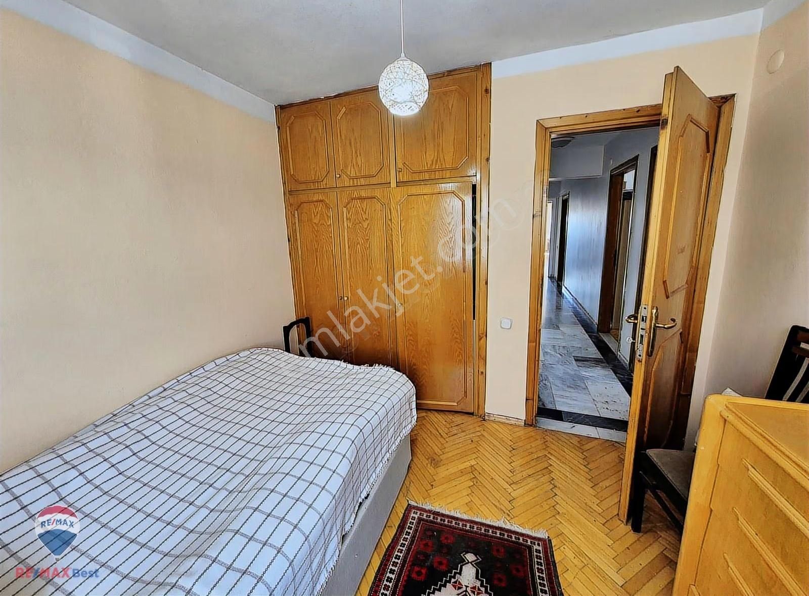7 Bostanlı Tramvay Yolunda 3+1 Kiralık Daire - Görsel 9