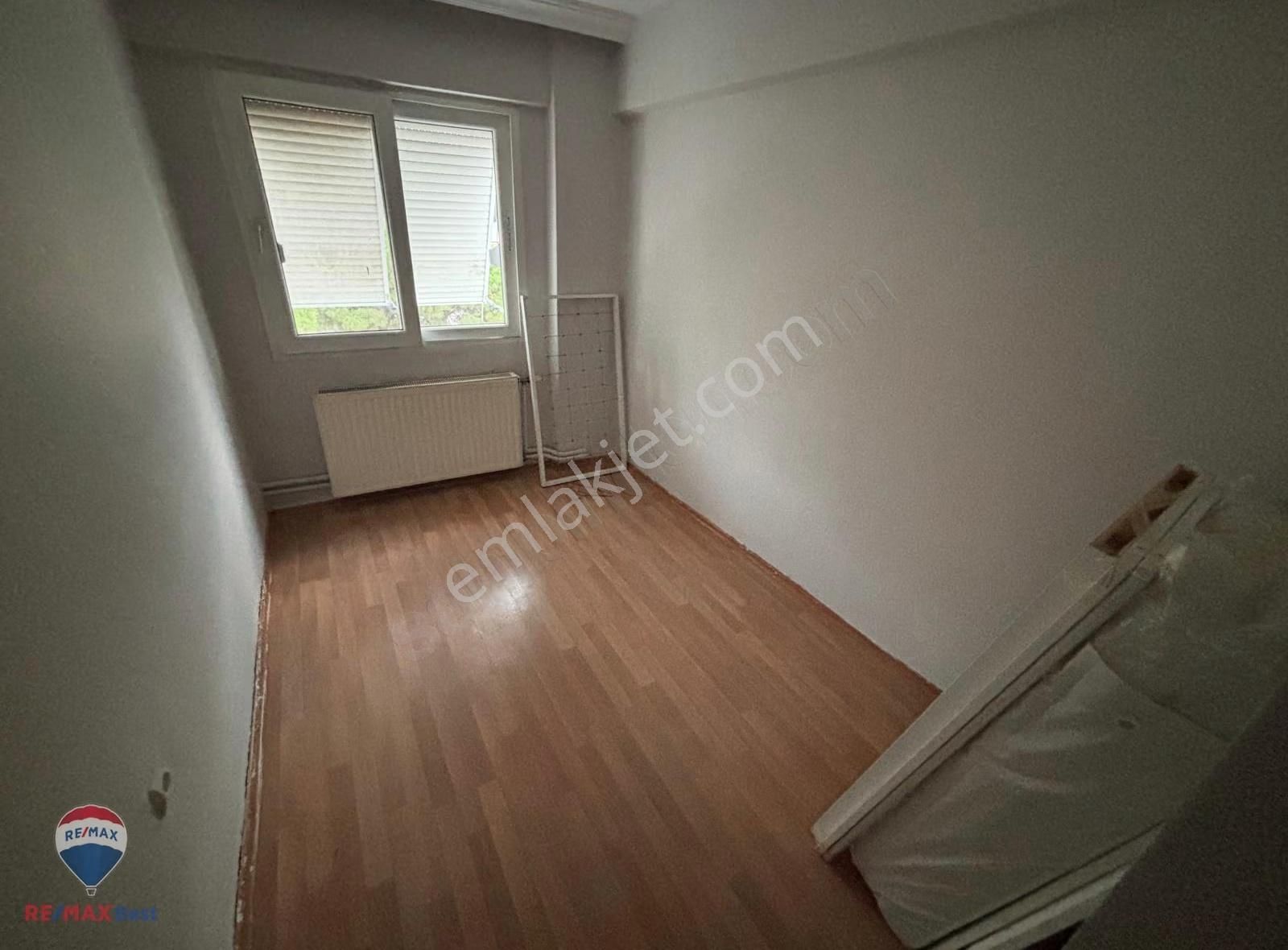 14 Hatay 154 Sokakta Aydınlık Tadilatlı Kiralık 3+1 Daire - Görsel 20