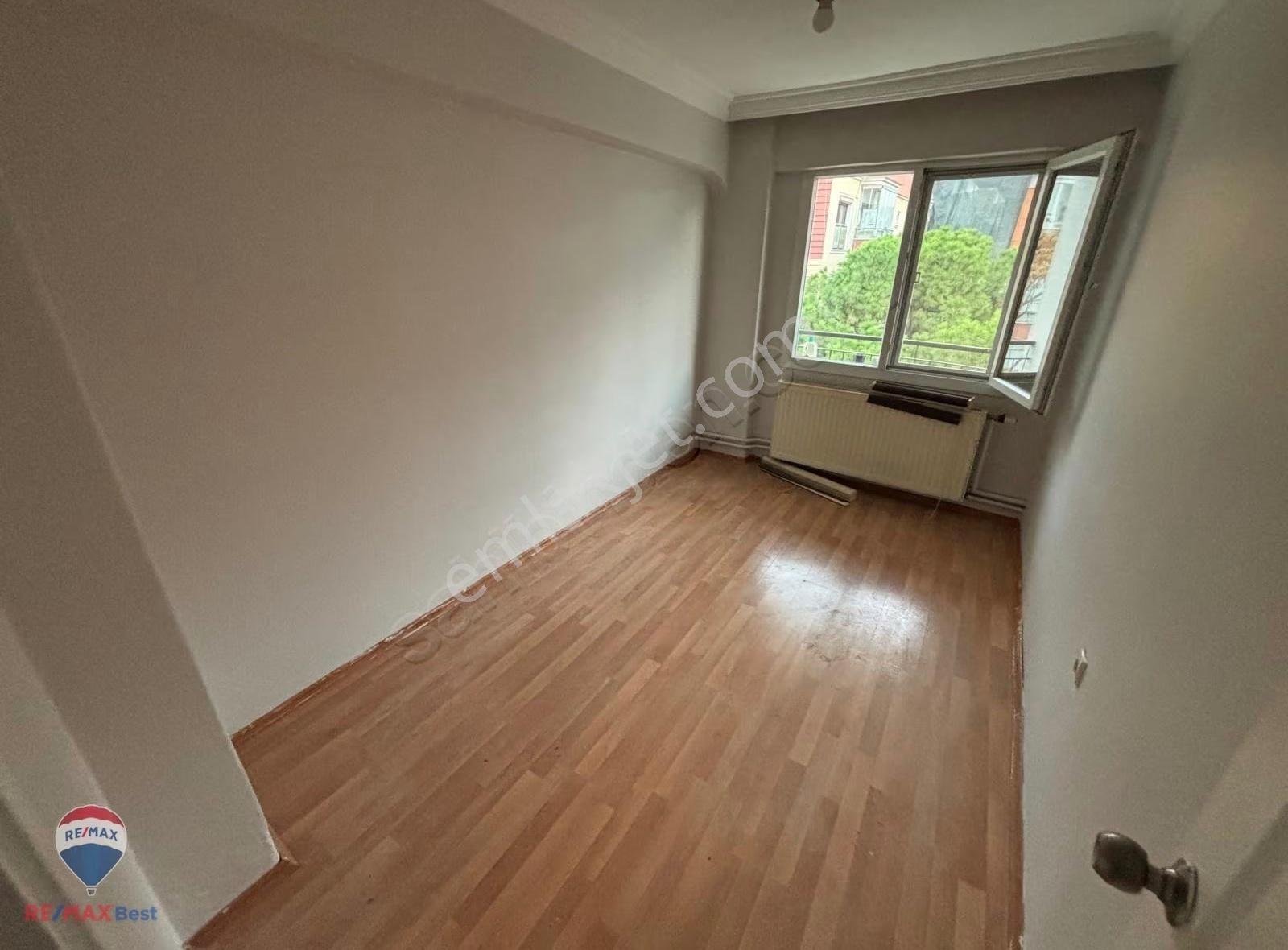 14 Hatay 154 Sokakta Aydınlık Tadilatlı Kiralık 3+1 Daire - Görsel 16