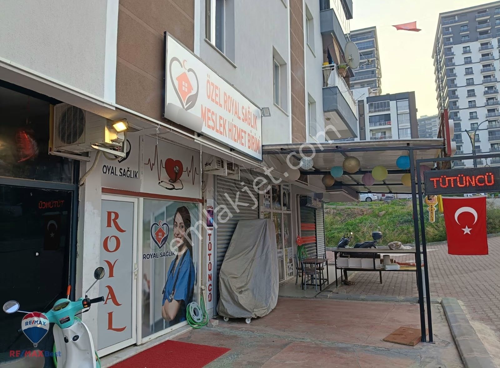 90 Kent 2 Pazaryerı Yakını Satılık Dükkan