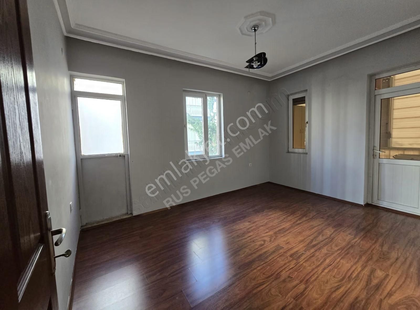 Ana Caddenin Üzerinde Merkezi Konum 3+1 Daire - Görsel 8