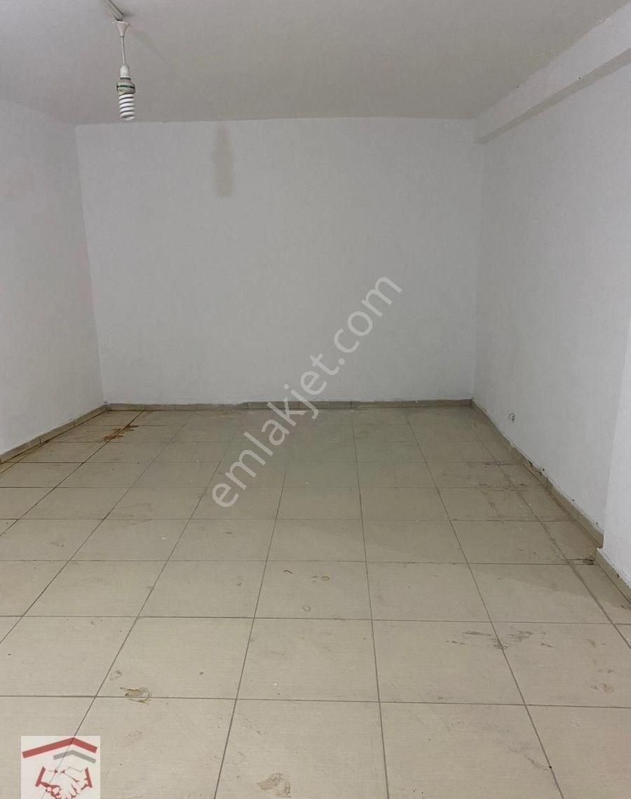 4.levent Emniyetevlerinde 270m2 Satılık Ters Dubleks Dükkan - Görsel 8