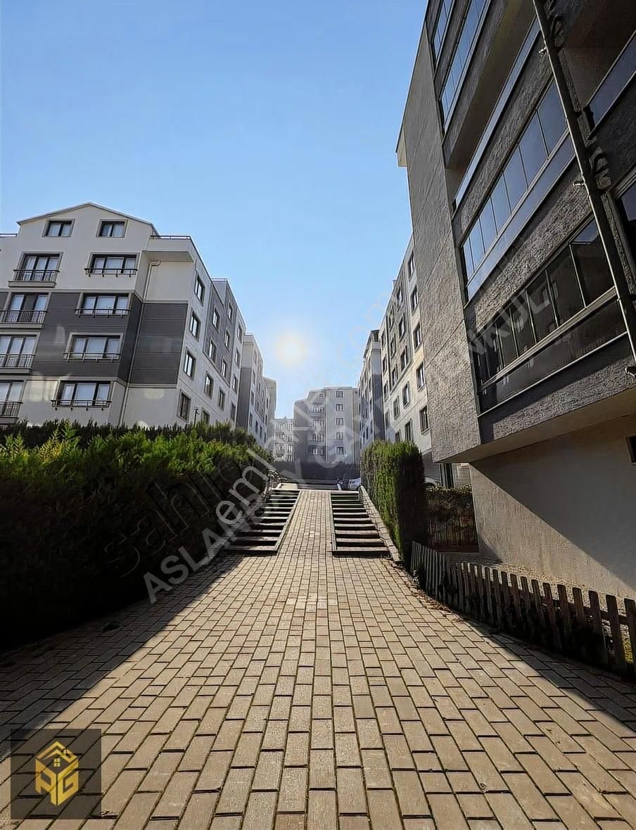 Dumlupınar Görükle`de Satılık Ütopya Sitesi 4+1 ``geniş Daire`` - Görsel 26