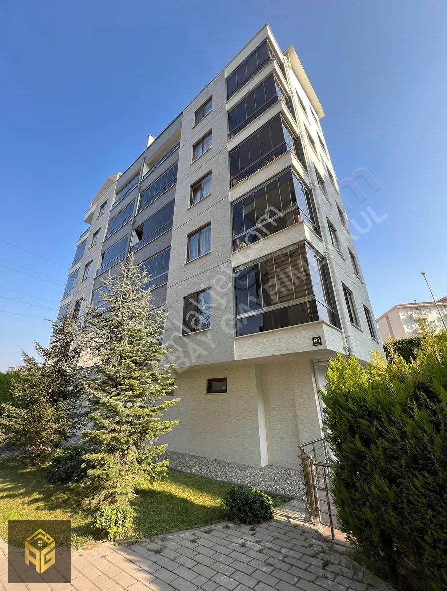 Dumlupınar Görükle`de Satılık Ütopya Sitesi 4+1 ``geniş Daire`` - Görsel 8