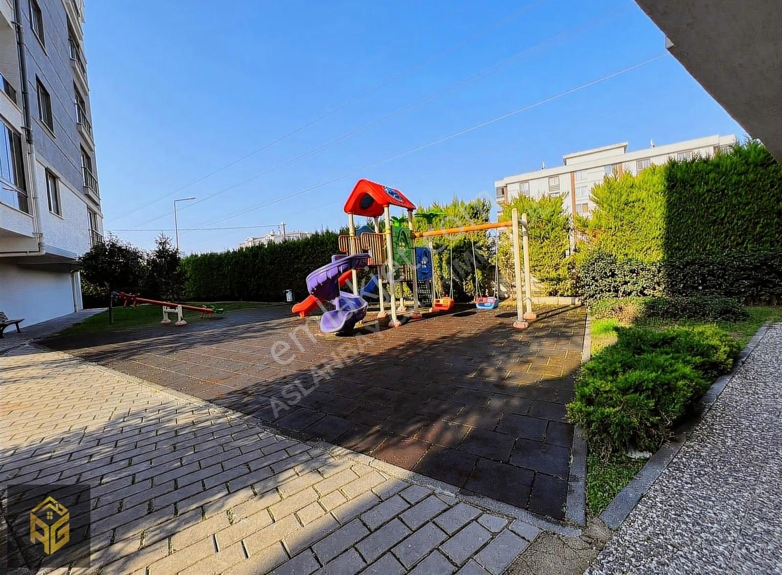 Dumlupınar Görükle`de Satılık Ütopya Sitesi 4+1 ``geniş Daire`` - Görsel 17