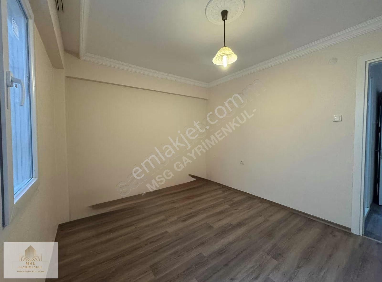 Msg'den Güzelyalıda Caddeye 100 Metre-bahçeli & Yüksek Giriş 2+1 - Görsel 36