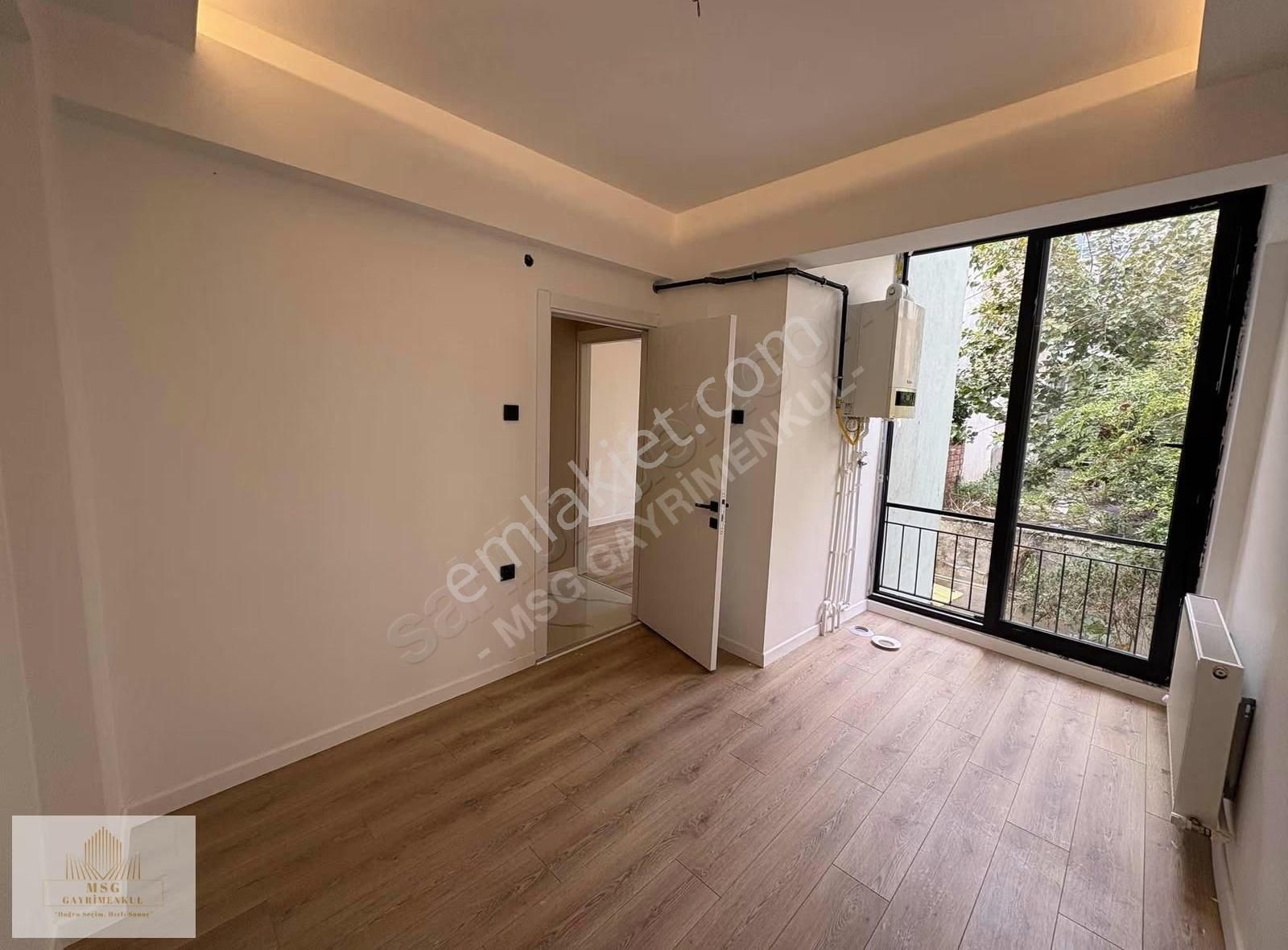 -msg'den Mithatpaşa Cadde Yakını Ara Kat Masrafsız 3+1 Daire- - Görsel 16