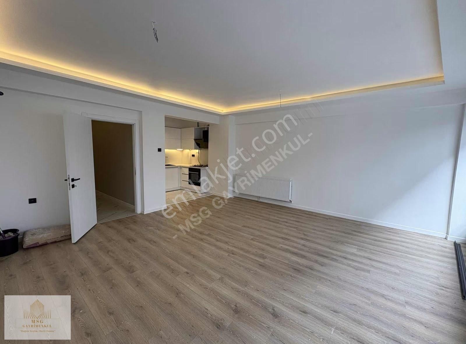 -msg'den Mithatpaşa Cadde Yakını Ara Kat Masrafsız 3+1 Daire- - Görsel 21