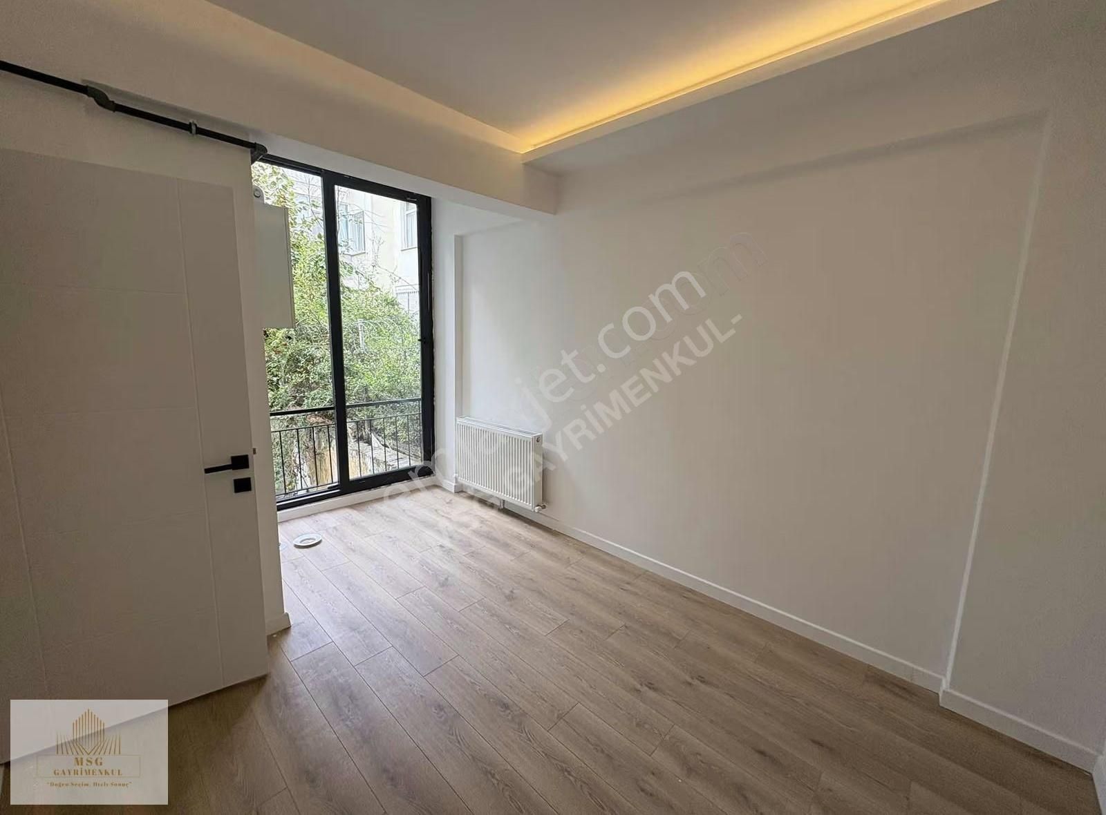 -msg'den Mithatpaşa Cadde Yakını Ara Kat Masrafsız 3+1 Daire- - Görsel 26