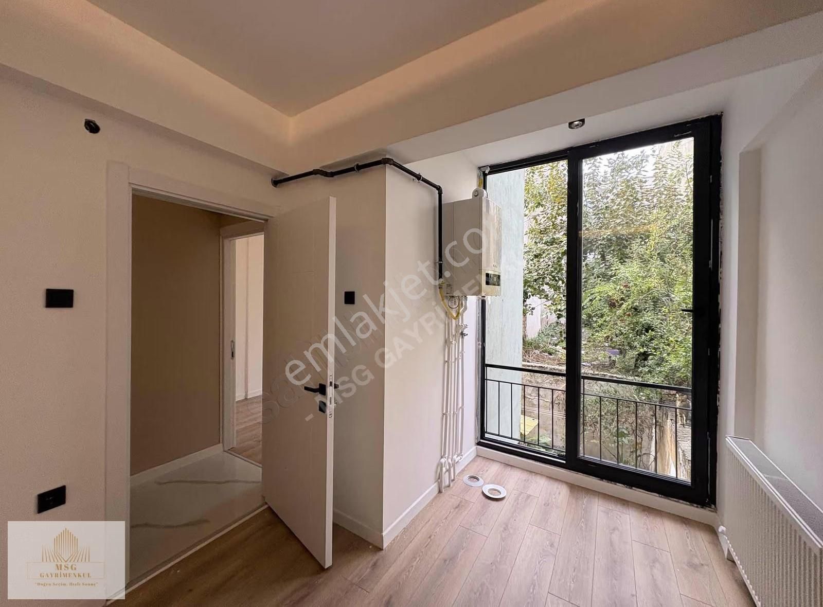 -msg'den Mithatpaşa Cadde Yakını Ara Kat Masrafsız 3+1 Daire- - Görsel 19