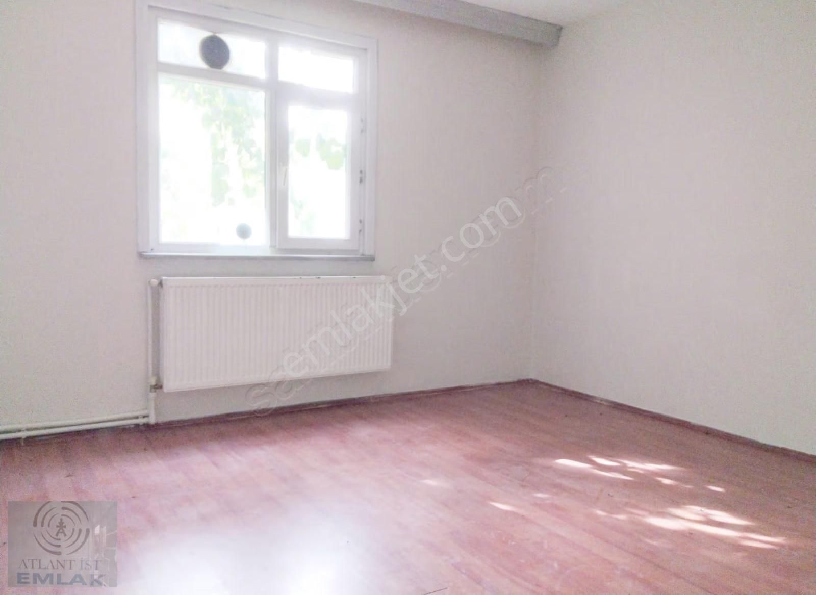 Kayışdağı Eski Son Durakta 2+1 100m2 1.kat Boyalı Balkonlu Daire - Görsel 4
