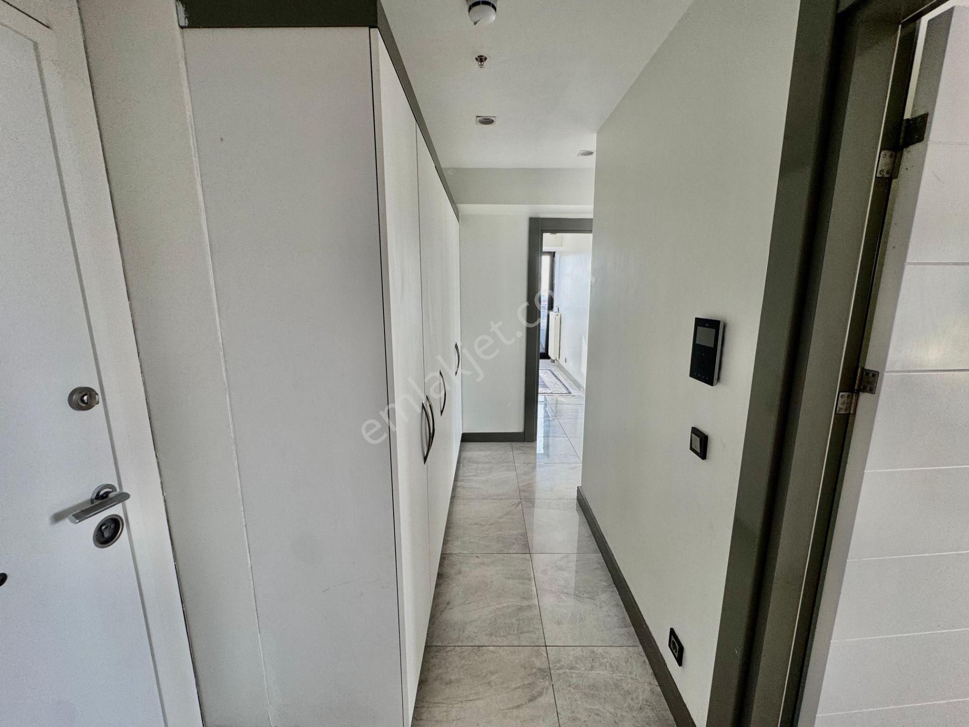 Pegaas'tan Allure Tower'da Eşyalı Deniz Manzaralı Satılık Daire - Görsel 27