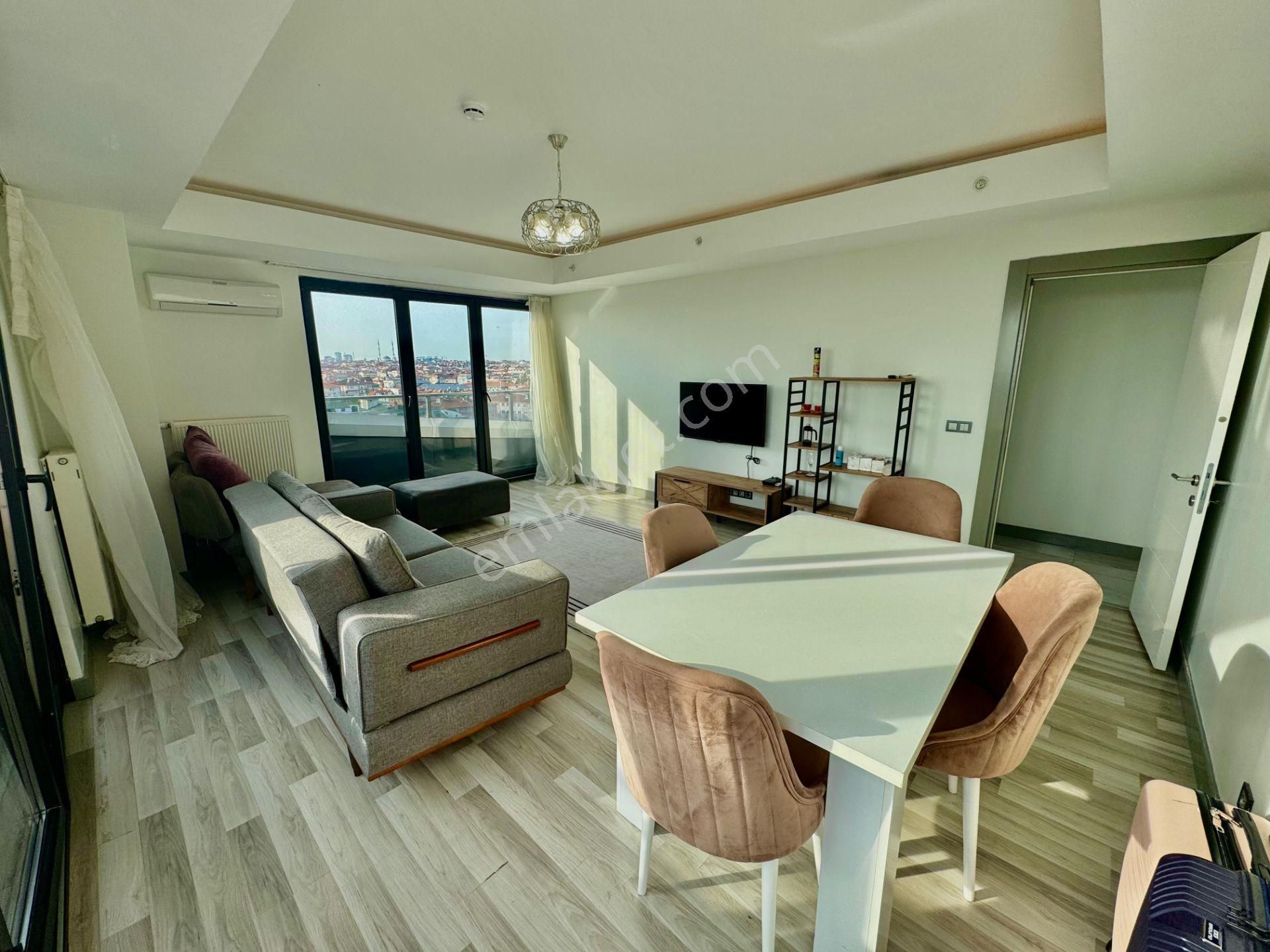 Pegaas'tan Allure Tower'da Eşyalı Deniz Manzaralı Satılık Daire - Görsel 2