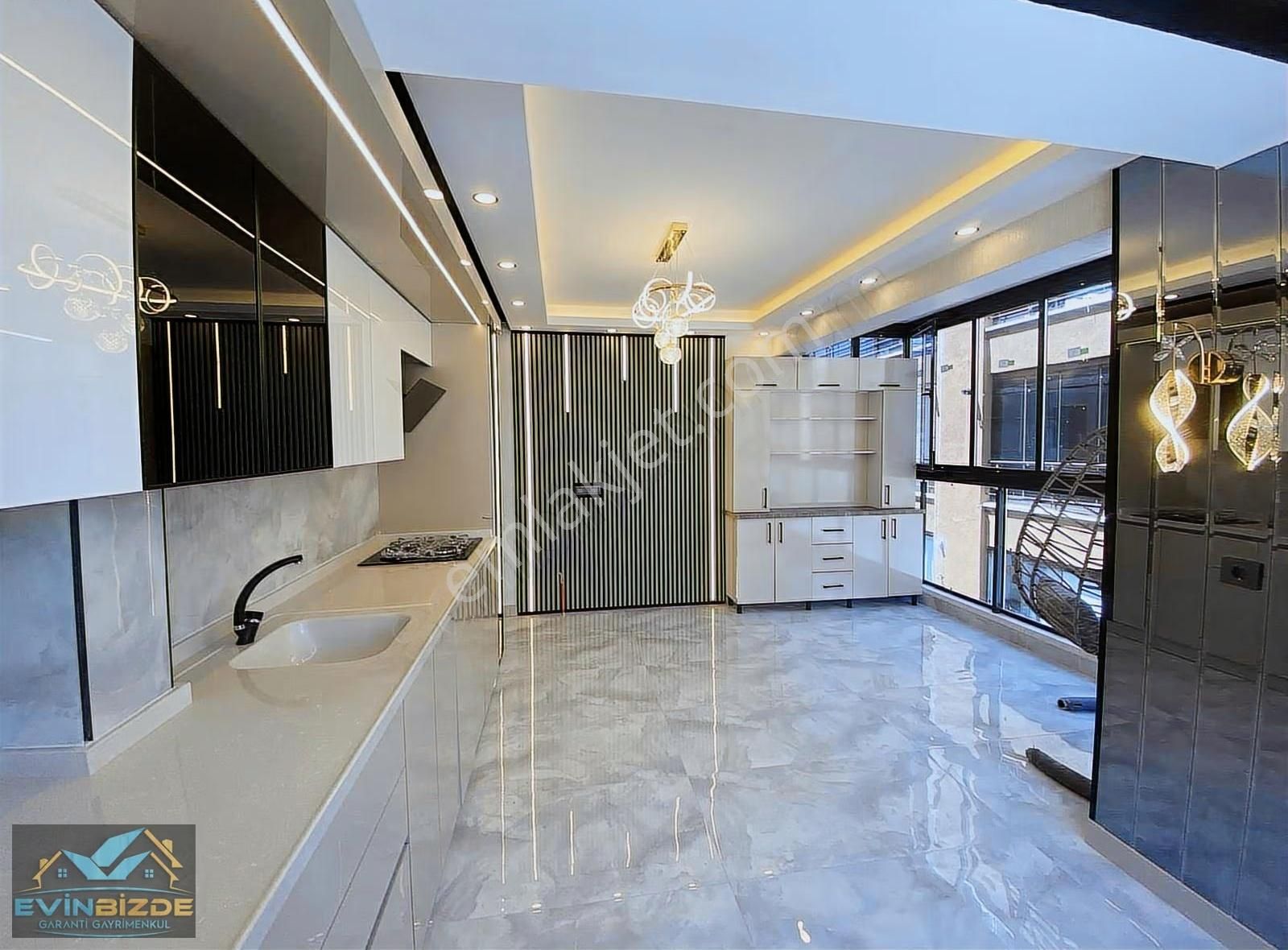 Keçiörende 2+1 Mega Lüks Cadde Yanı Güney Cepheli Takasa Uygun - Görsel 11