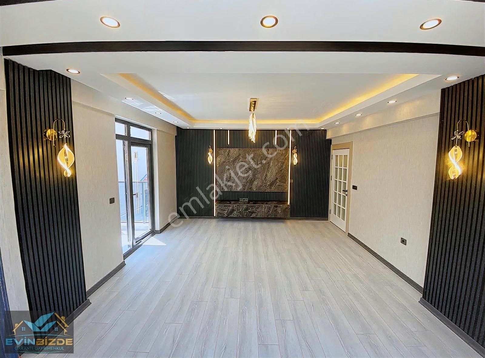 Keçiörende 2+1 Mega Lüks Cadde Yanı Güney Cepheli Takasa Uygun