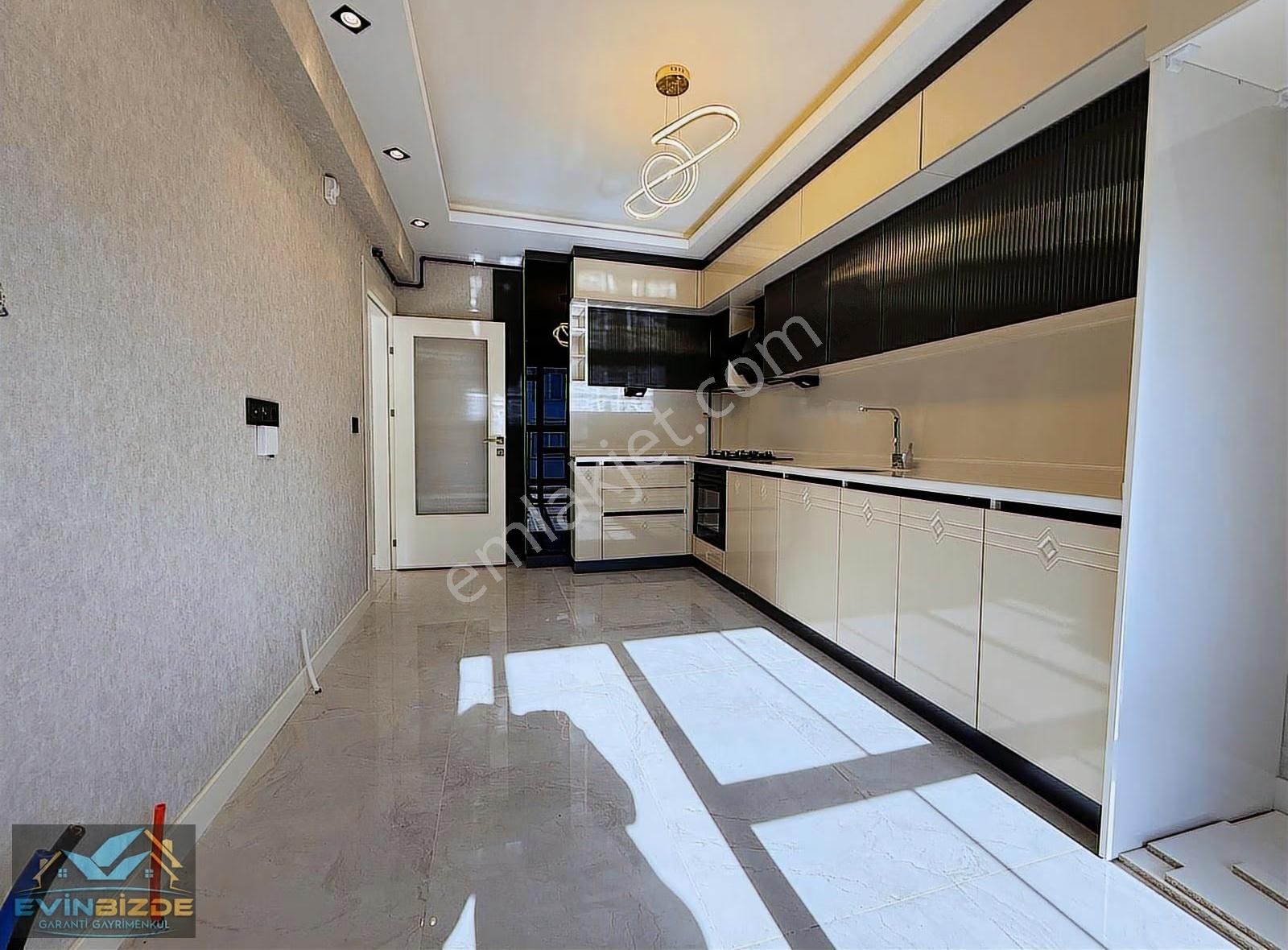 Keçiören De Ultra Luks Yapılı Cadde Kenarı 3+1 Sıfır Daire! - Görsel 9