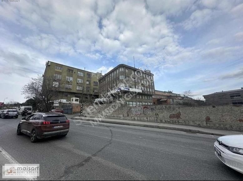 Maıson Göktürk Davutpaşa Metro İstasyonuna Yakın Satılık İşyeri - Görsel 31