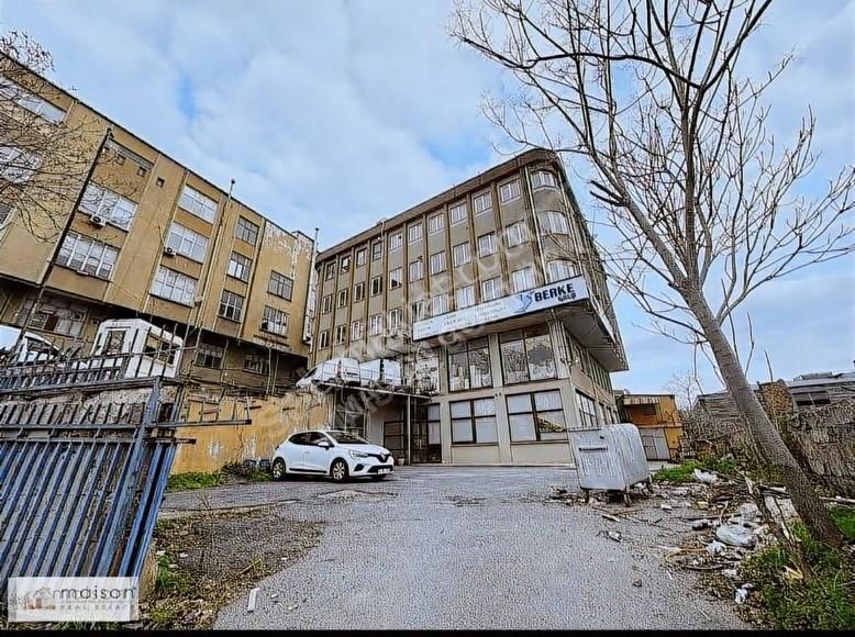 Maıson Göktürk Davutpaşa Metro İstasyonuna Yakın Satılık İşyeri - Görsel 11