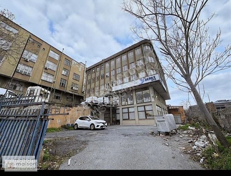 Maıson Göktürk Davutpaşa Metro İstasyonuna Yakın Satılık İşyeri - Görsel 3