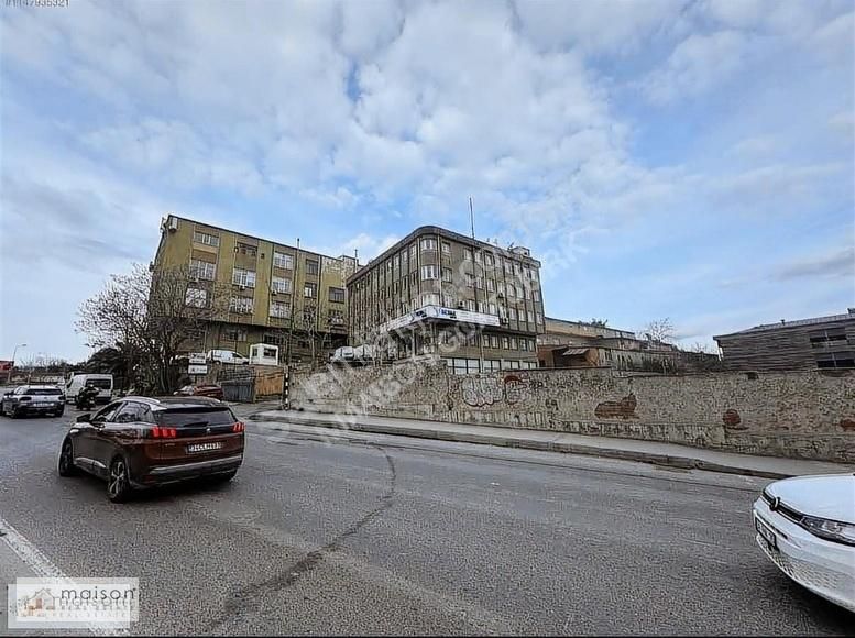 Maıson Göktürk Davutpaşa Metro İstasyonuna Yakın Satılık İşyeri - Görsel 5