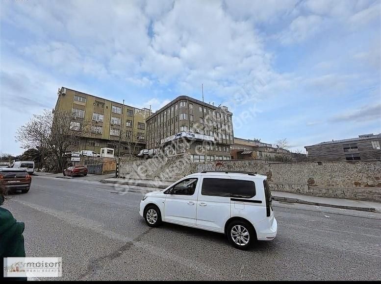 Maıson Göktürk Davutpaşa Metro İstasyonuna Yakın Satılık İşyeri - Görsel 25