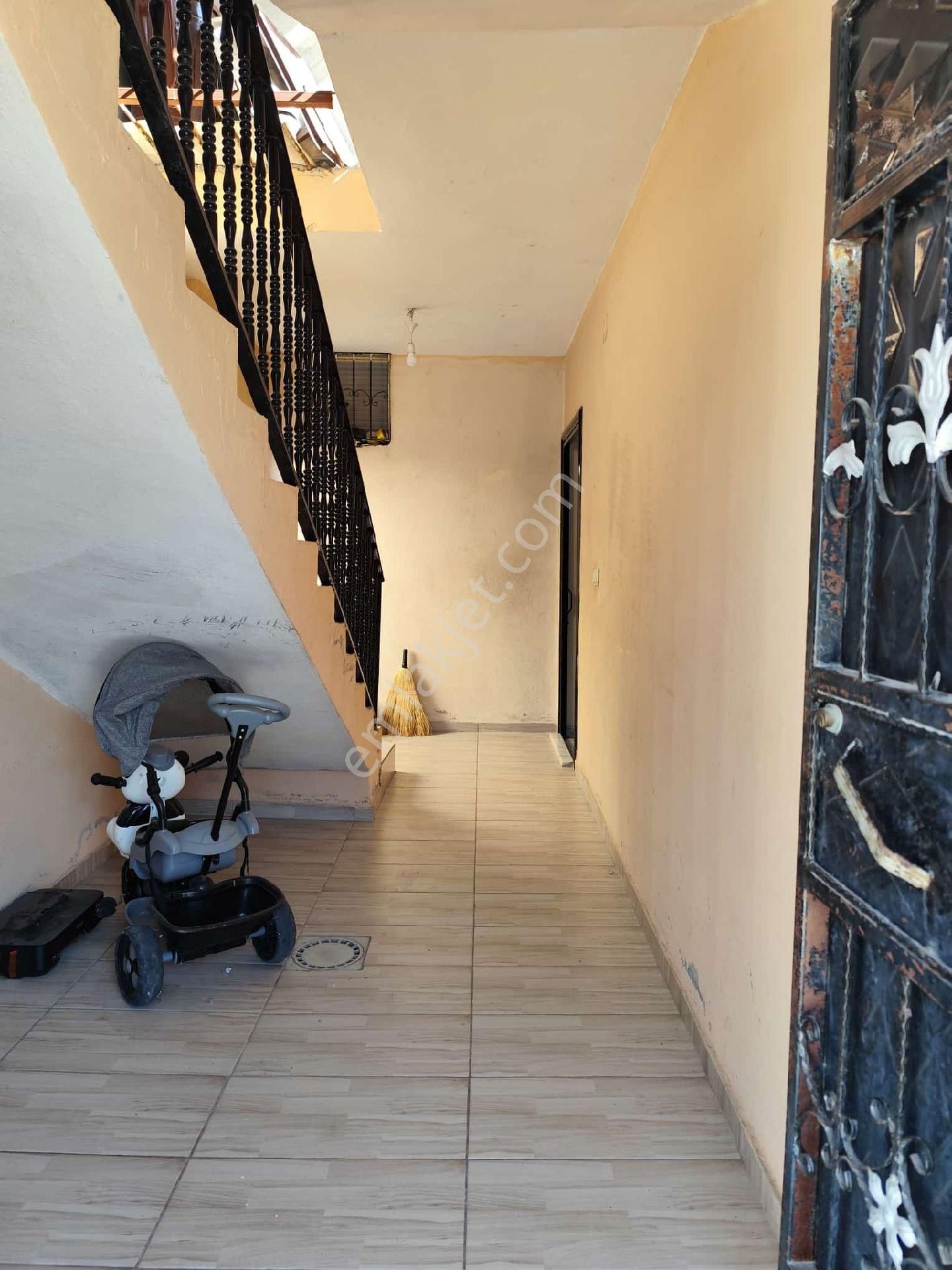 Akkapı Yeni Yerleşimde 2+1 Otopark Ve Bahçeli Köşe Başı Güzel Noktada - Görsel 22