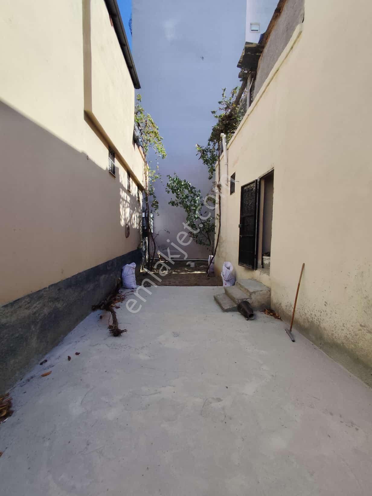 Akkapı Yeni Yerleşimde 2+1 Otopark Ve Bahçeli Köşe Başı Güzel Noktada - Görsel 23