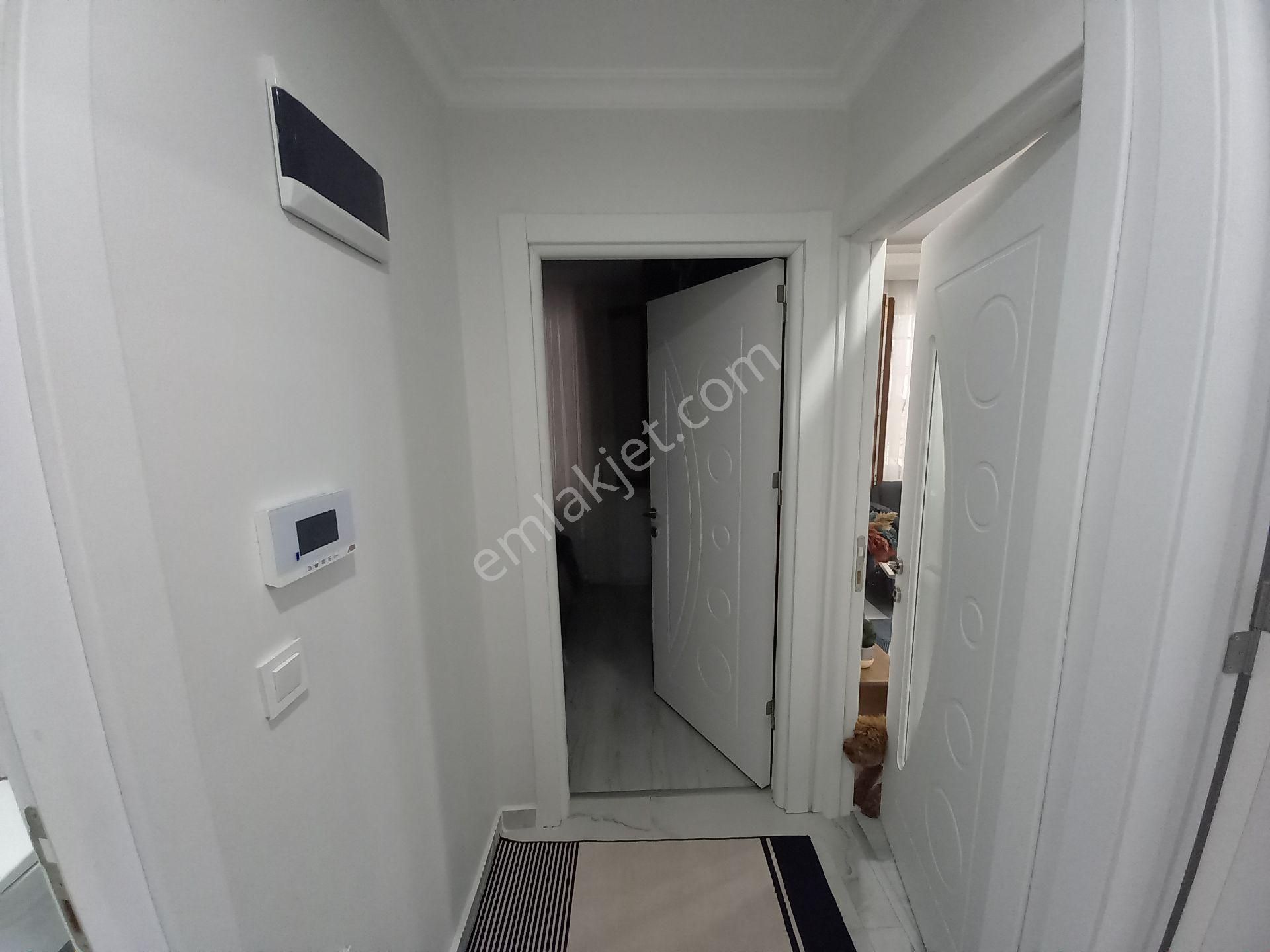 Bahçelievler Yenibosna Zafer Mah Satılık Yüksek Giriş Daire 1+1 - Görsel 18