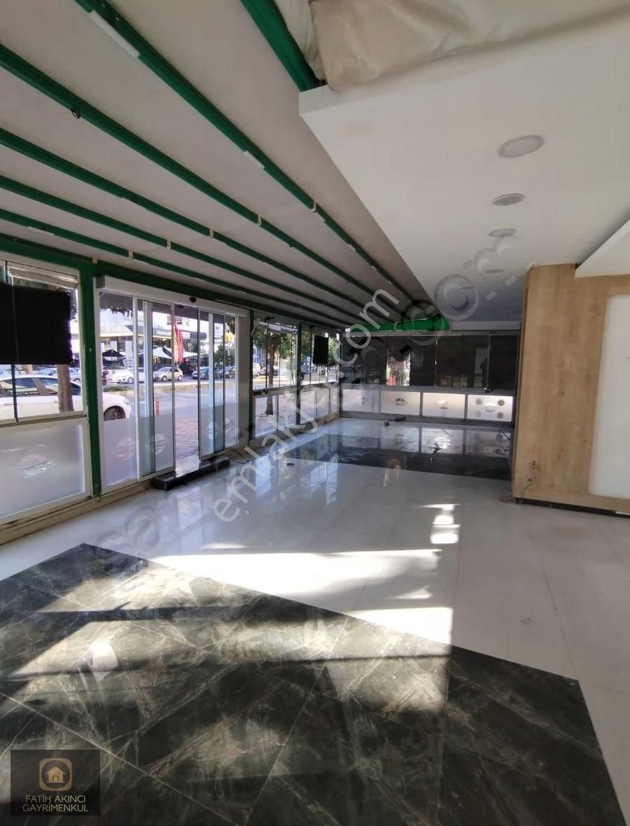 Cadde Üzerinde Depolu Dükkan - Görsel 34