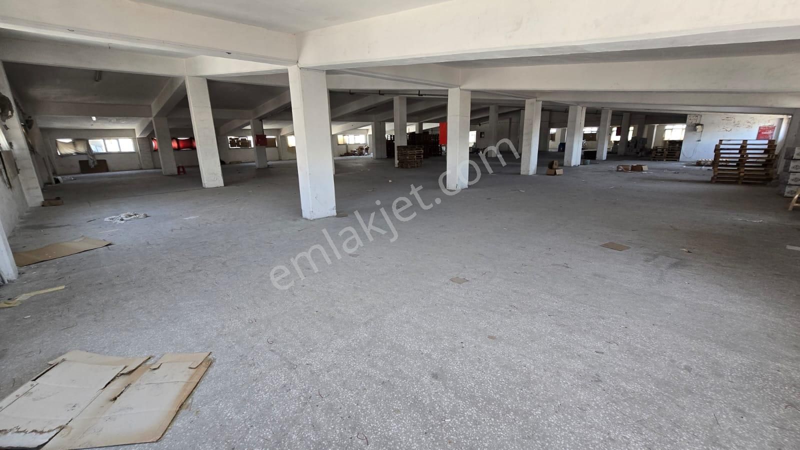 Beylikdüzü O.s.b. Bakırcılar Sanayi Sitesi 8.250 M² Komple Fabrika Binası - Görsel 29