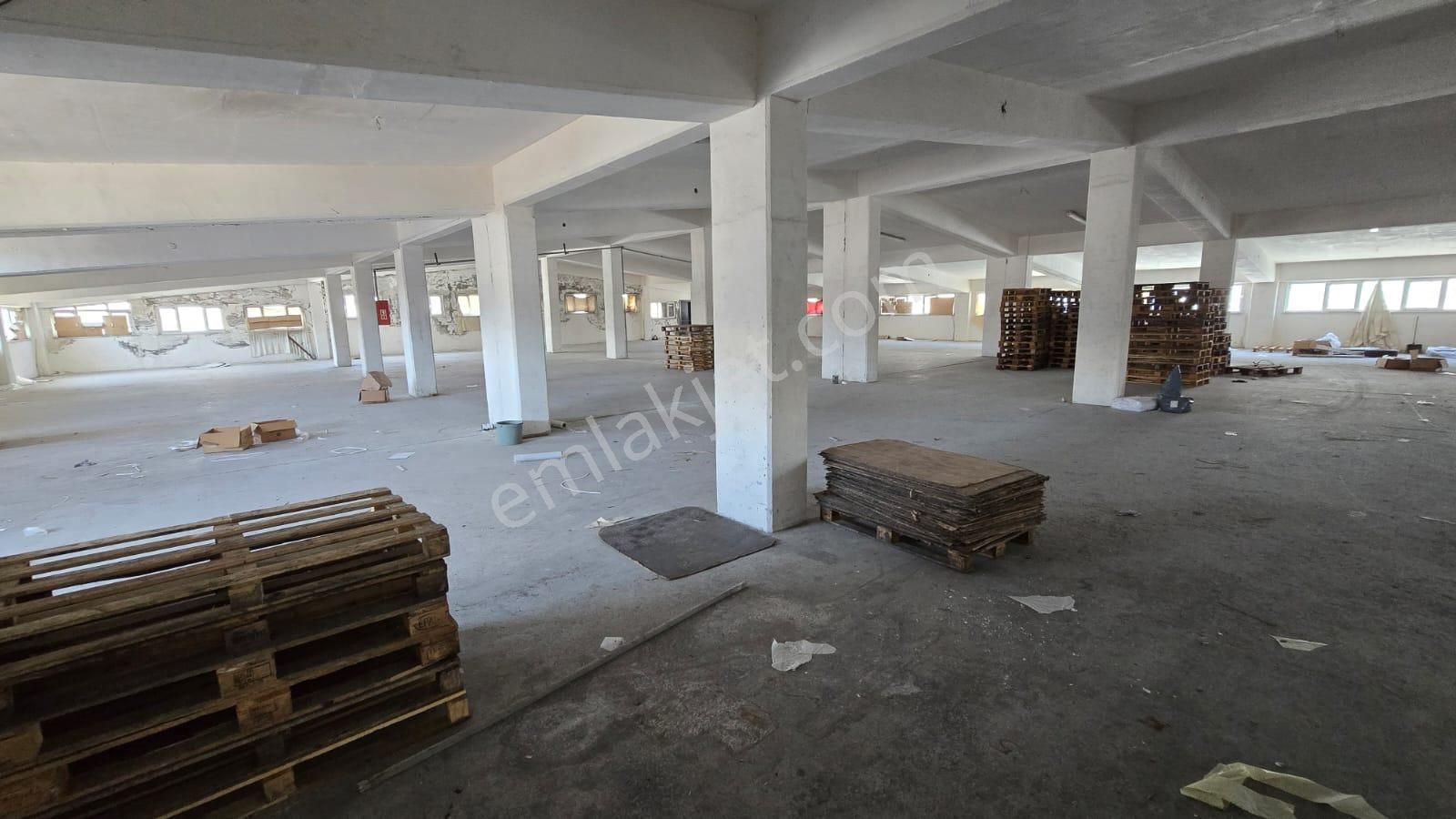 Beylikdüzü O.s.b. Bakırcılar Sanayi Sitesi 8.250 M² Komple Fabrika Binası - Görsel 31