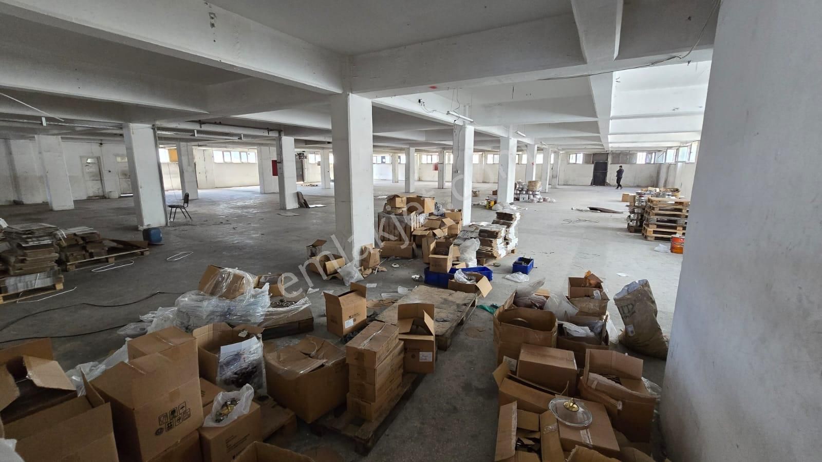 Beylikdüzü O.s.b. Bakırcılar Sanayi Sitesi 8.250 M² Komple Fabrika Binası - Görsel 12