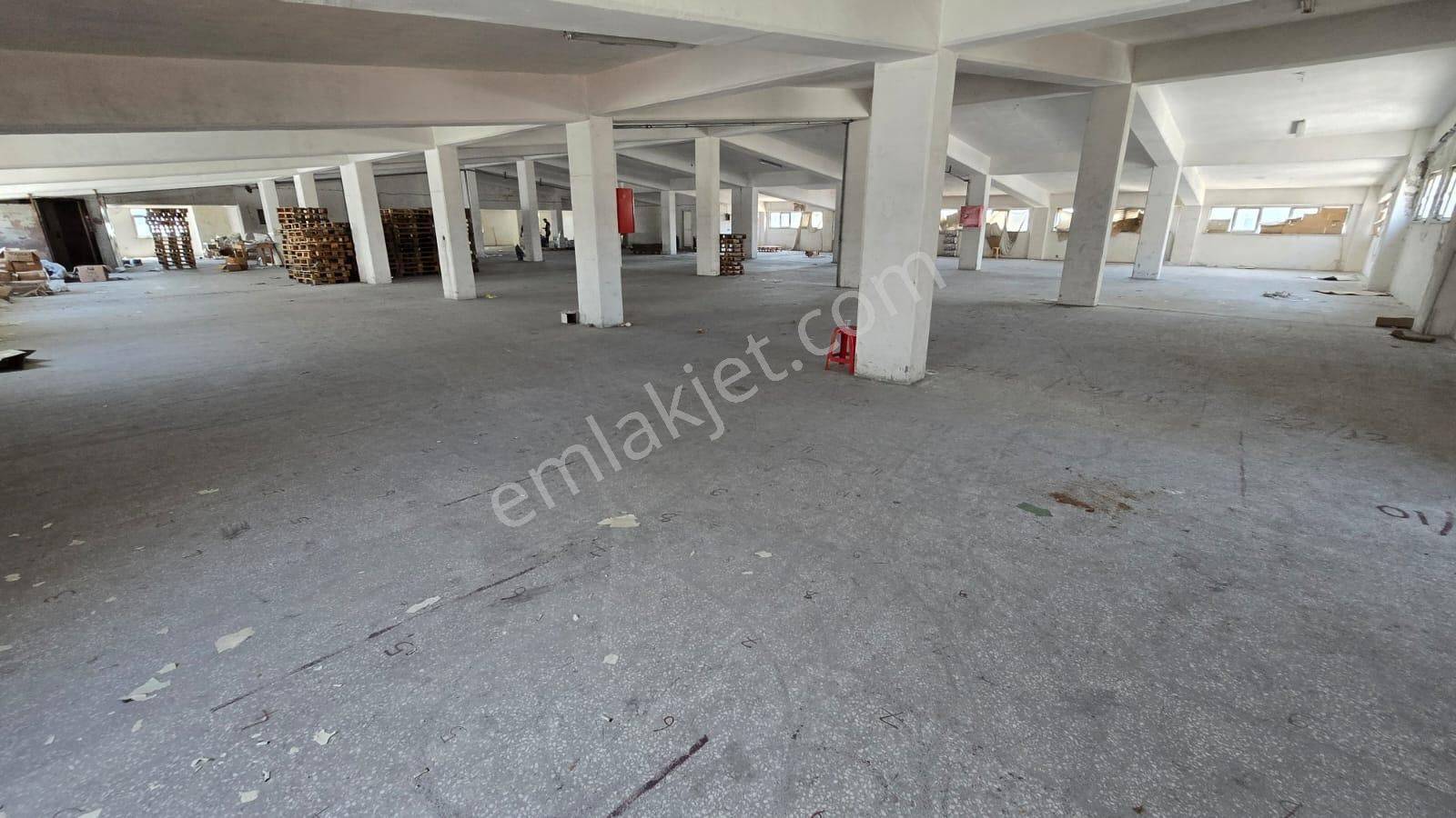 Beylikdüzü O.s.b. Bakırcılar Sanayi Sitesi 8.250 M² Komple Fabrika Binası - Görsel 28