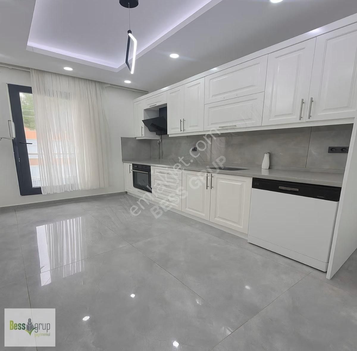 Müstakil Ultra Lüks Havuzlu, Teraslı Eşsiz Satılık Villa!! - Görsel 13