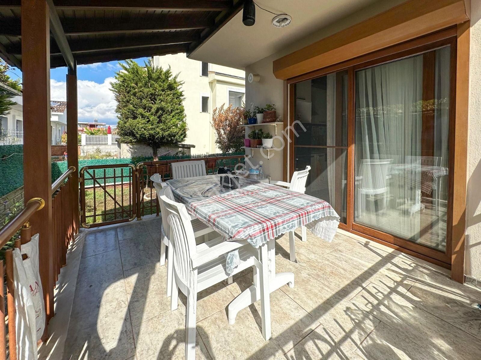 Dikili Cumhuriyet'te 6+1 Villa | 350m Denize Yakın | Eşyalı - Görsel 10