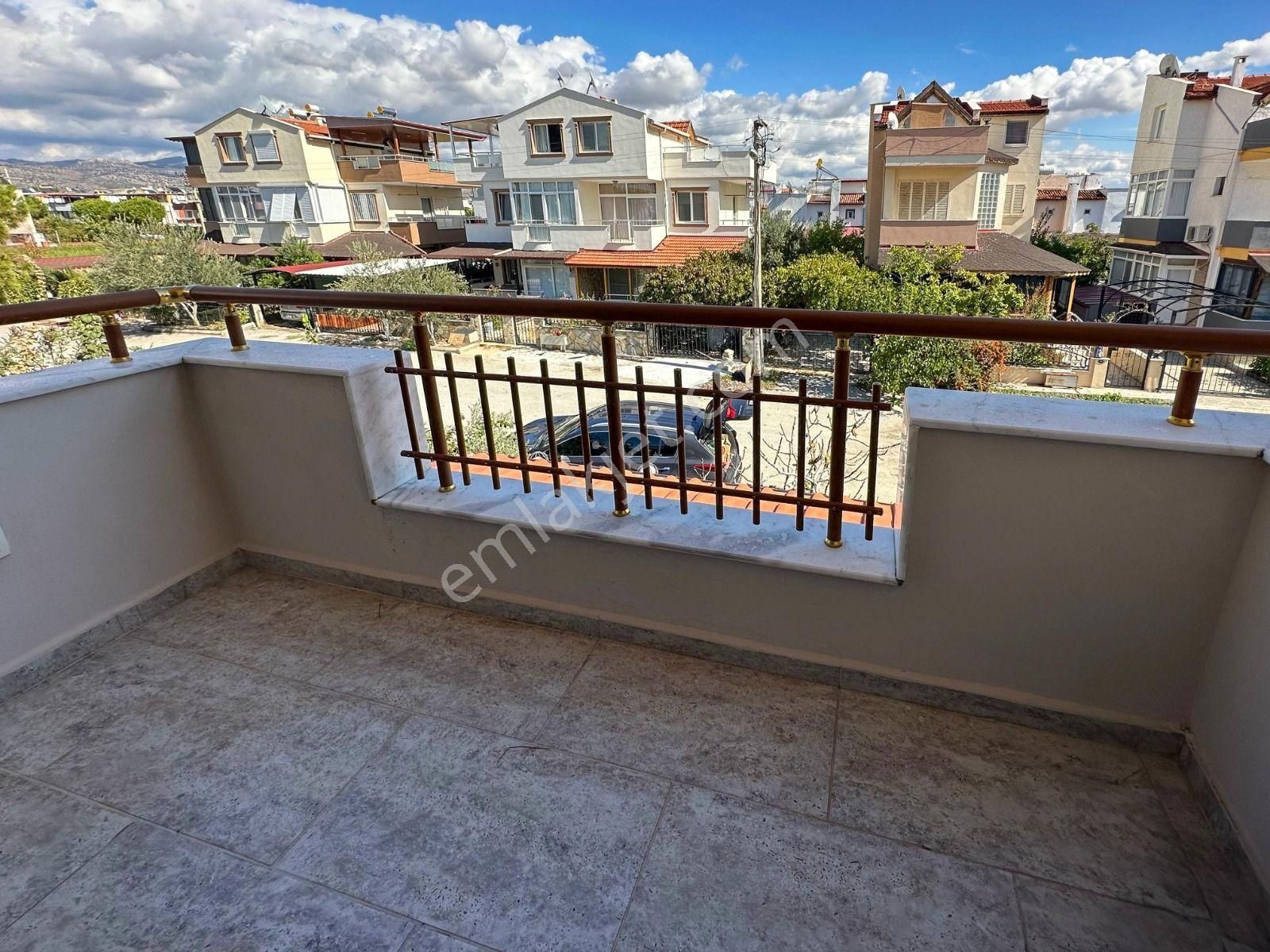 Dikili Cumhuriyet'te 6+1 Villa | 350m Denize Yakın | Eşyalı - Görsel 31