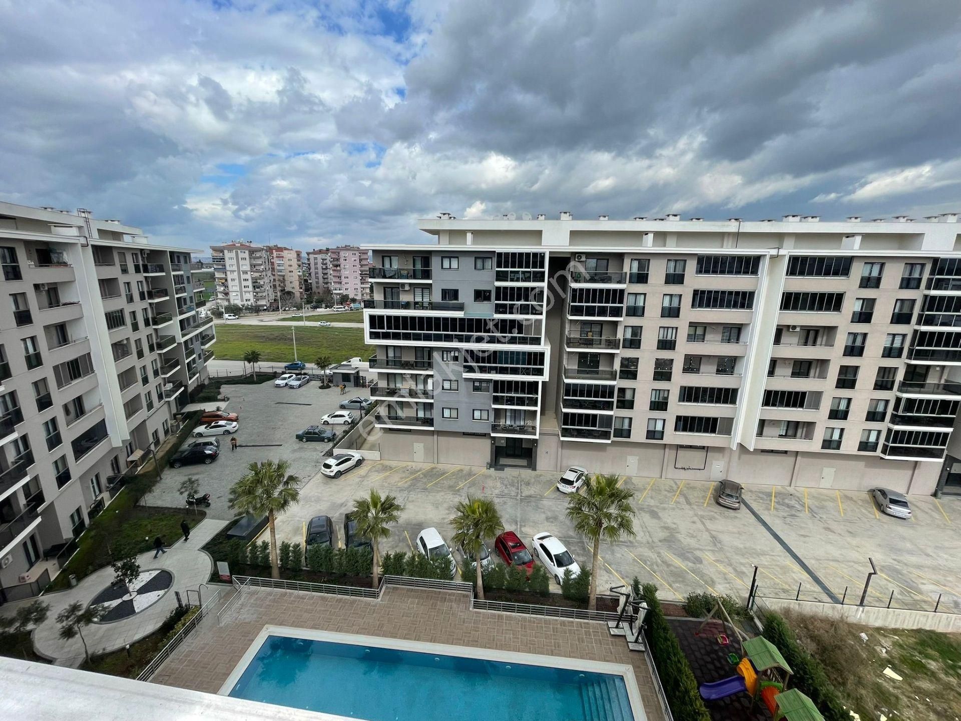 Torbalı Nın En Güzel Sitesinde Satılık Daire - Görsel 4