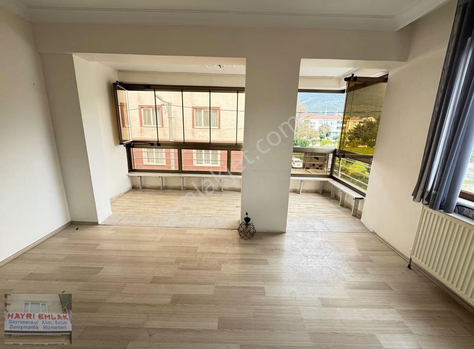 Gemlik'te Yeni 3+1 Satılık Köşe Daire - Görsel 12