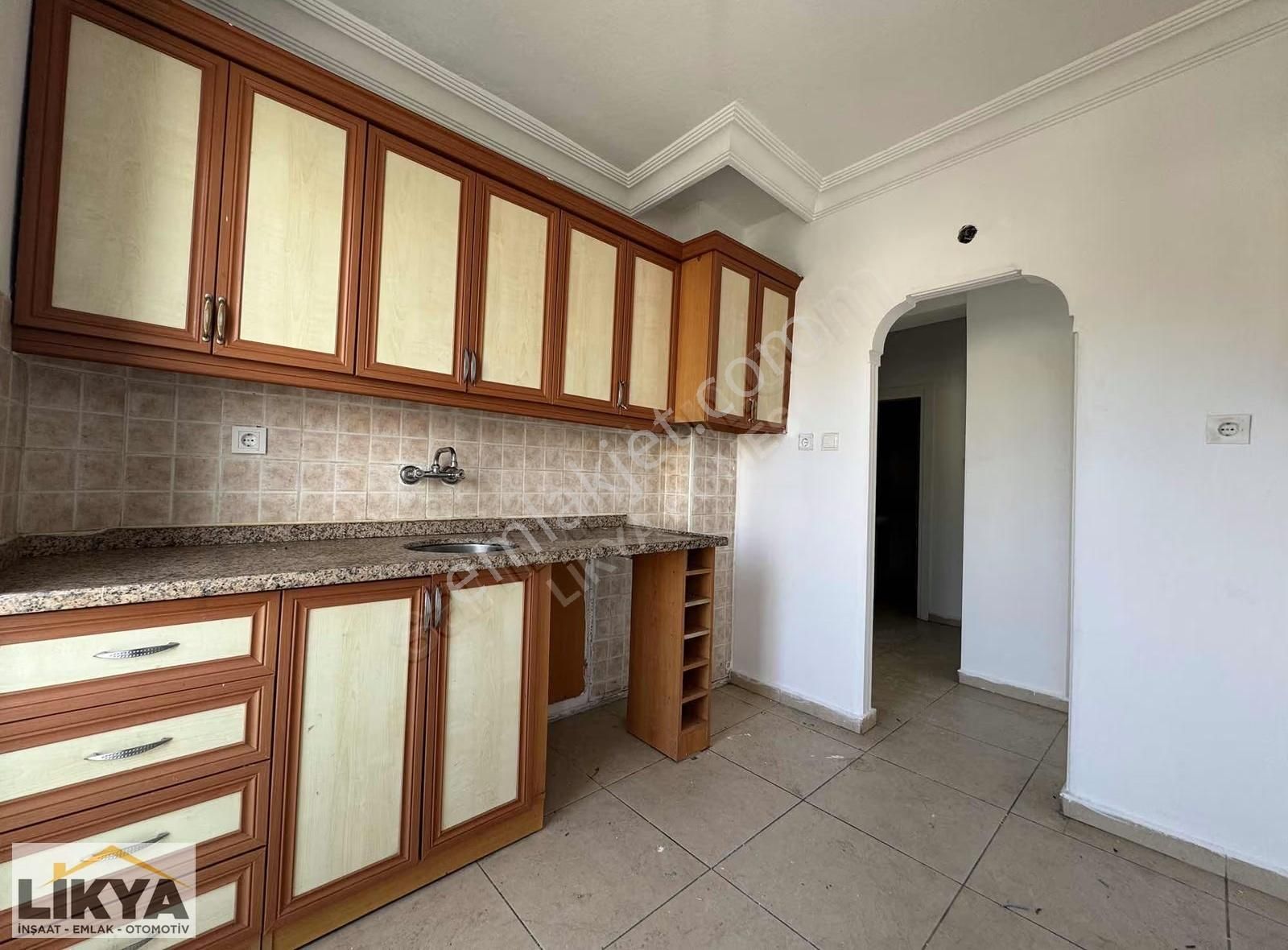 Ana Cadde Üzerinde Daire-ofis Kullanımına Uygun 2+1 - Görsel 2