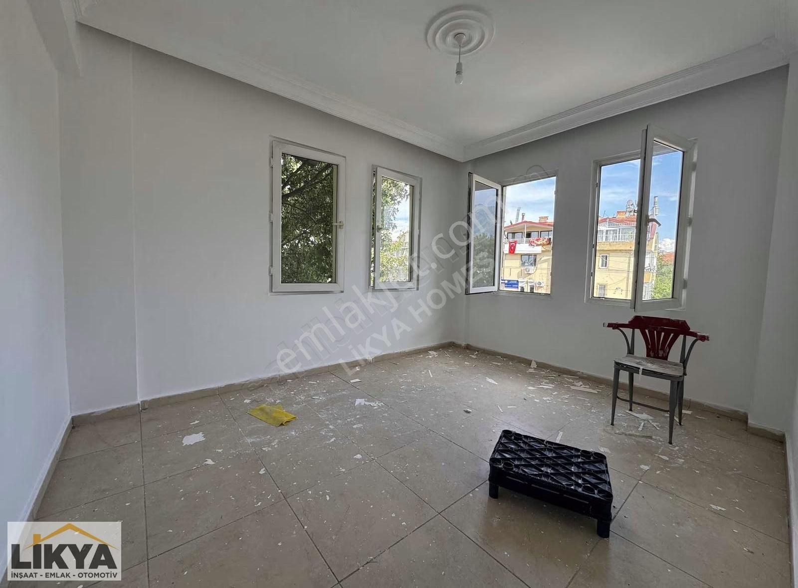 Ana Cadde Üzerinde Daire-ofis Kullanımına Uygun 2+1 - Görsel 14