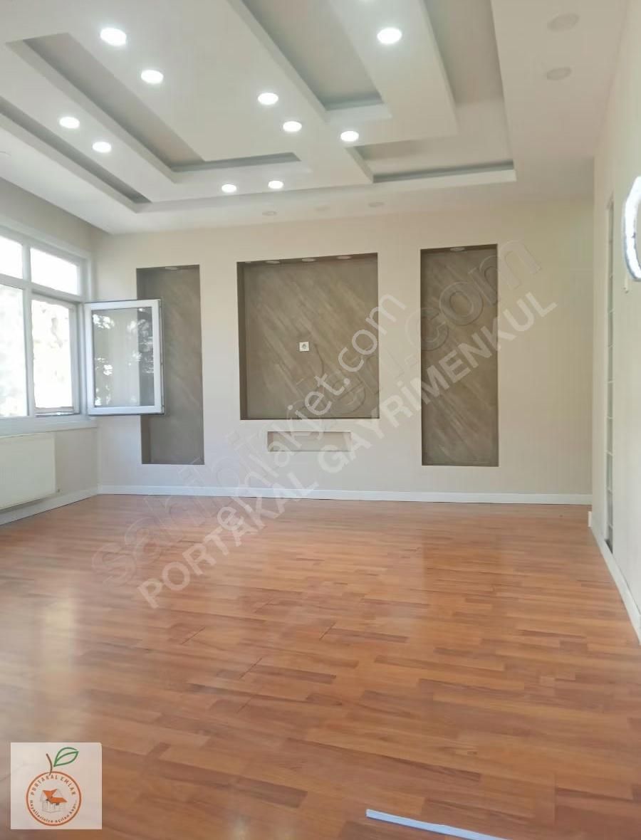 Pendik Çarşıda Kuşparkına Cephe Emsalsiz Konumda Kiralık İşyeri - Görsel 27