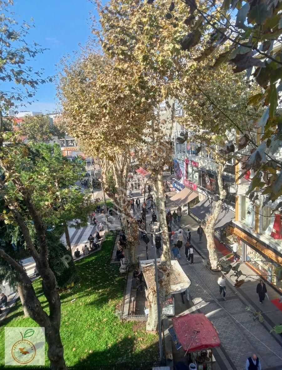 Pendik Çarşıda Kuşparkına Cephe Emsalsiz Konumda Kiralık İşyeri - Görsel 25
